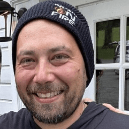 Brandon Cruz Headshot